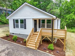 15 Border St, Black Mountain, NC 28711