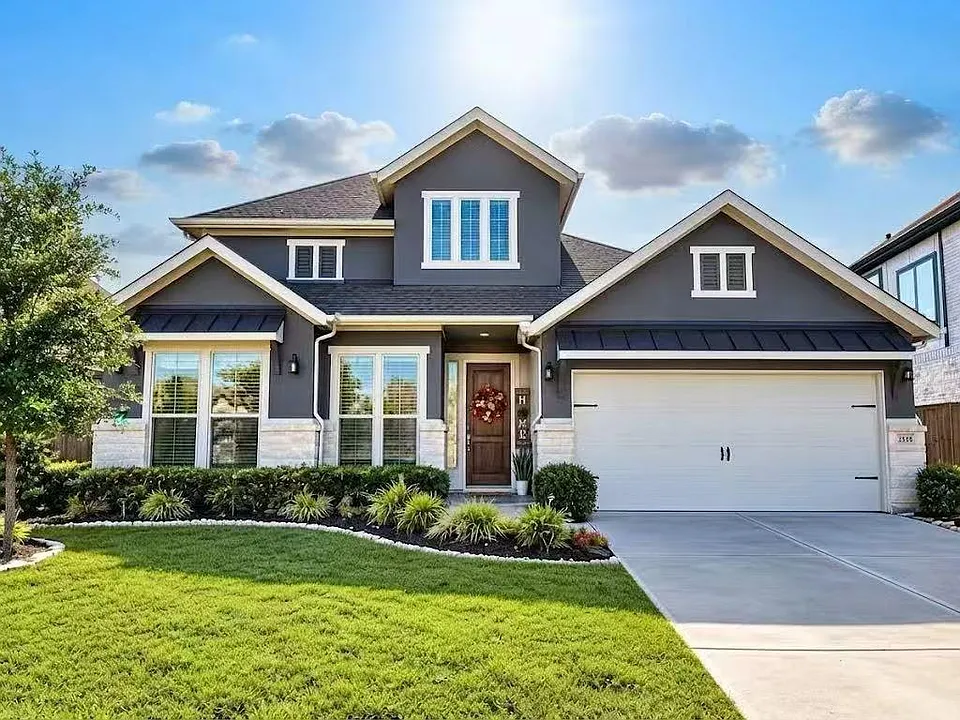 2135 Wisteria Cove Dr