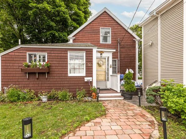 50 Rowland St #1, Marblehead, MA 01945