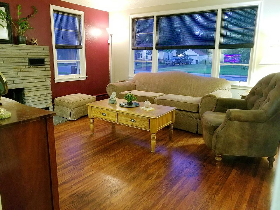 Living Room Main Level