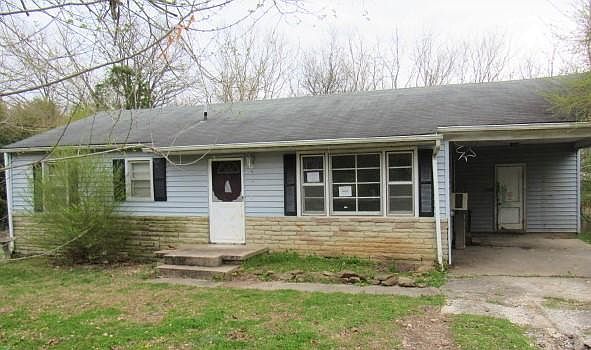 1st image of 205 Woodlawn Dr