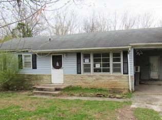 205 Woodlawn Dr, Kingston, TN 37763