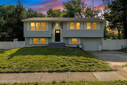 901 Russo Dr Photo 1
