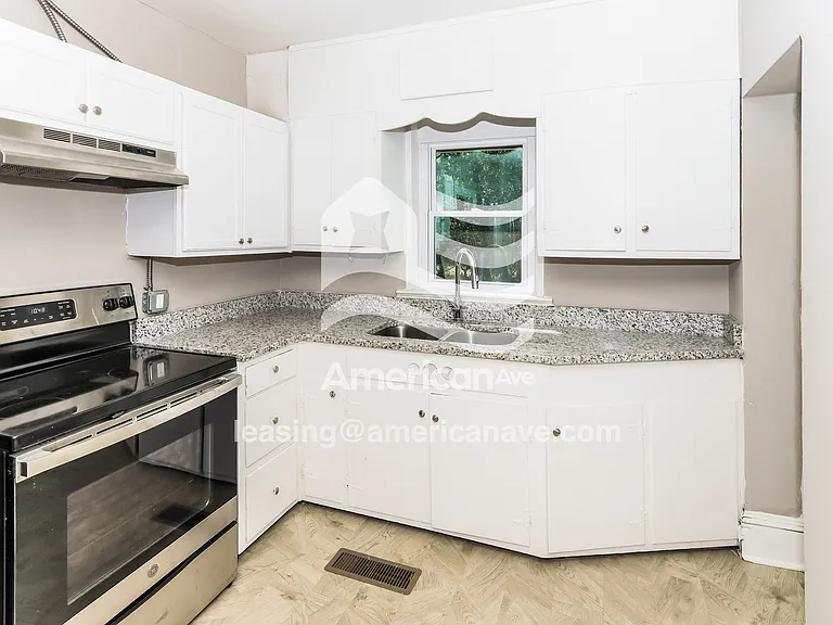 1674637_005_wm_-_kitchen_13193072.jpg