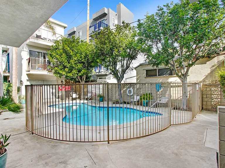 12317 Texas Ave — Photo 28