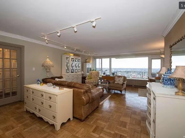 166-25 Powells Cove Blv #20G, Beechhurst, NY 11357