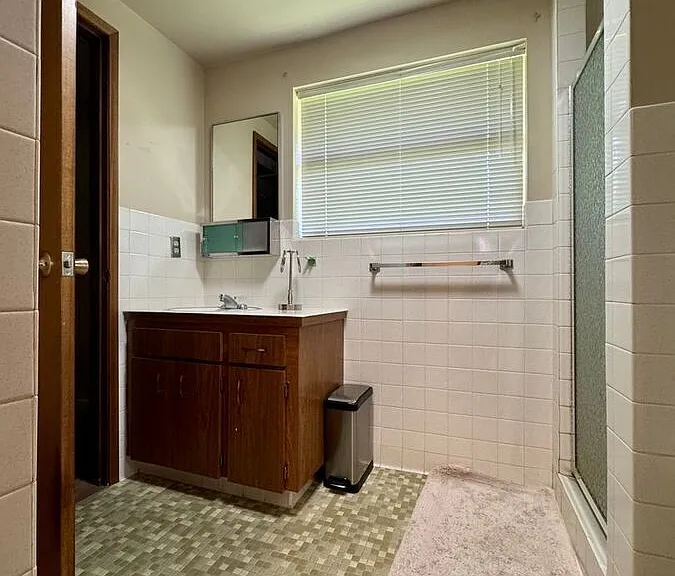 16002 E Shore Dr — Photo 21