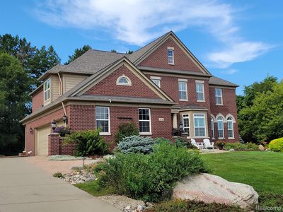 18744 Grande Vista Dr, Northville, MI, 48168