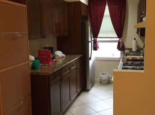 2821 48th St, Astoria, NY 11103