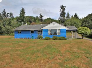93753 Hawk Ln, North Bend, OR 97459