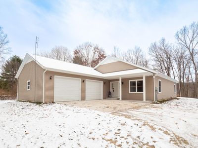 32718 42nd Ave, Paw Paw, MI, 49079