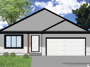 10631 S 76th St, Lincoln, NE 68516