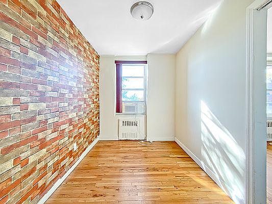 5th image of 6615 Thornton Pl #3F