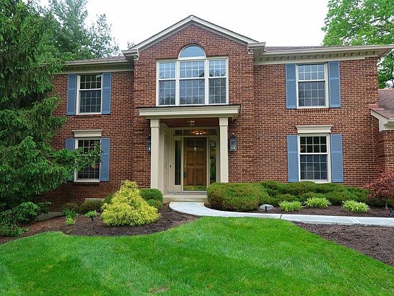 3rd image of 3719 Fallentree Ln