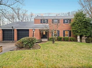 101 Larchwood Dr, Turtle Creek, PA 15145