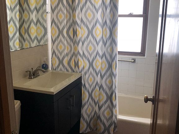1st floor bathroom