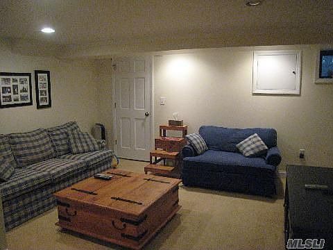 5th image of 15 Revere Dr E