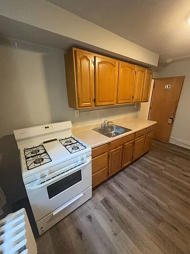 209 Cattell St #1R Photo 1 209 Cattell St #1R Photo 1