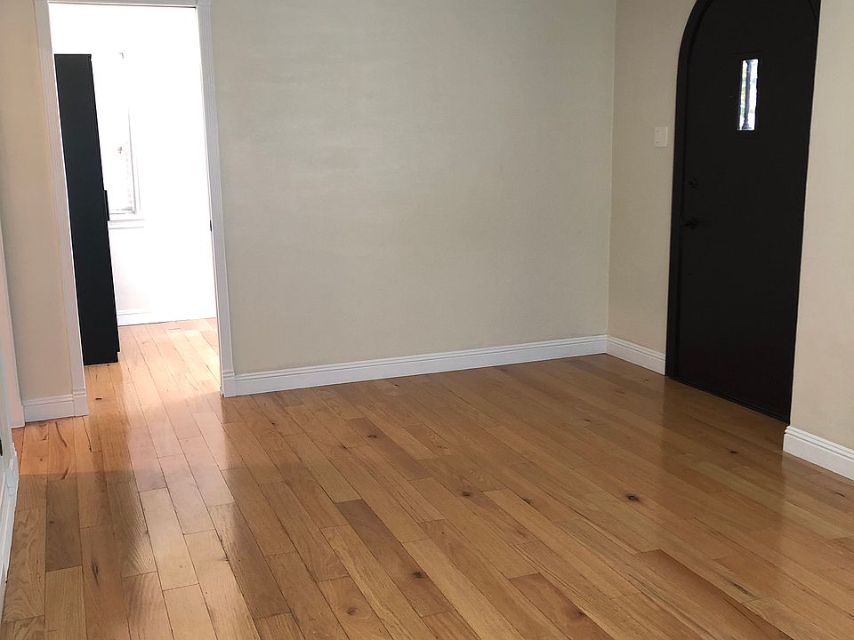 1st image of 6139 Gundry Ave
