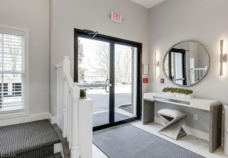 803 Springfield Ave #C — Photo 9