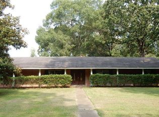 6465 Oak Tree Dr, Jackson, MS 39213