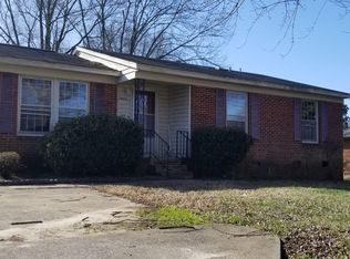 2402 Textile Dr, Greensboro, NC 27405