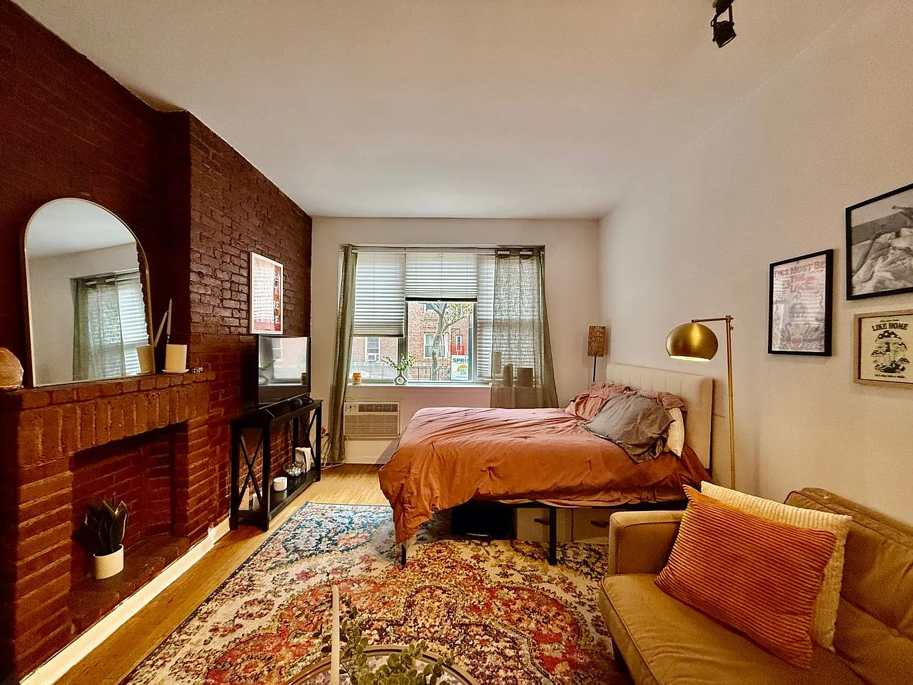 328 East 77th Street — Photo 1