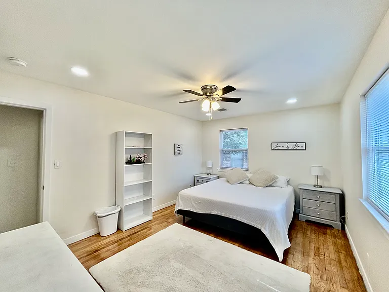 756 Boxwood Dr — Photo 13