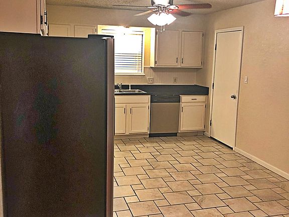 4th image of 13804 S Glen Pl E