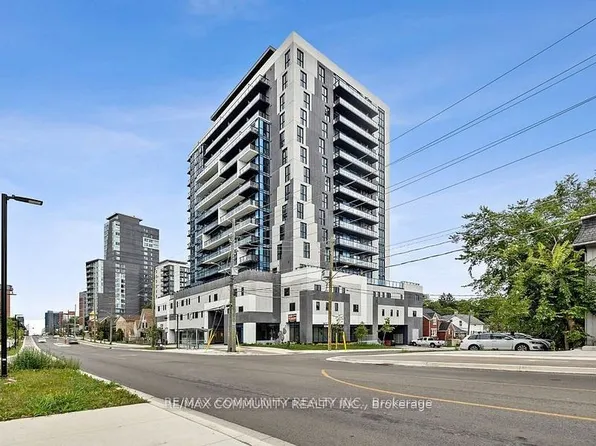 128 King St N #905, Waterloo, ON N2J 2X9