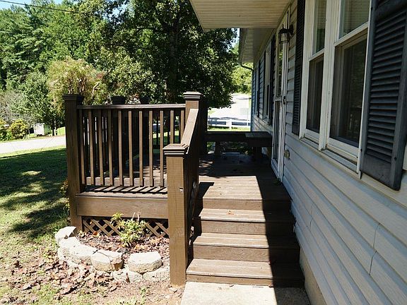 5th image of 127 Mill Ridge Rd