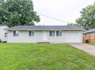 2328 W Bodeb St, Springfield, MO 65802