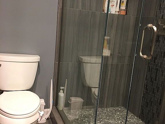 4th image of 5251 Galitz St APT 116