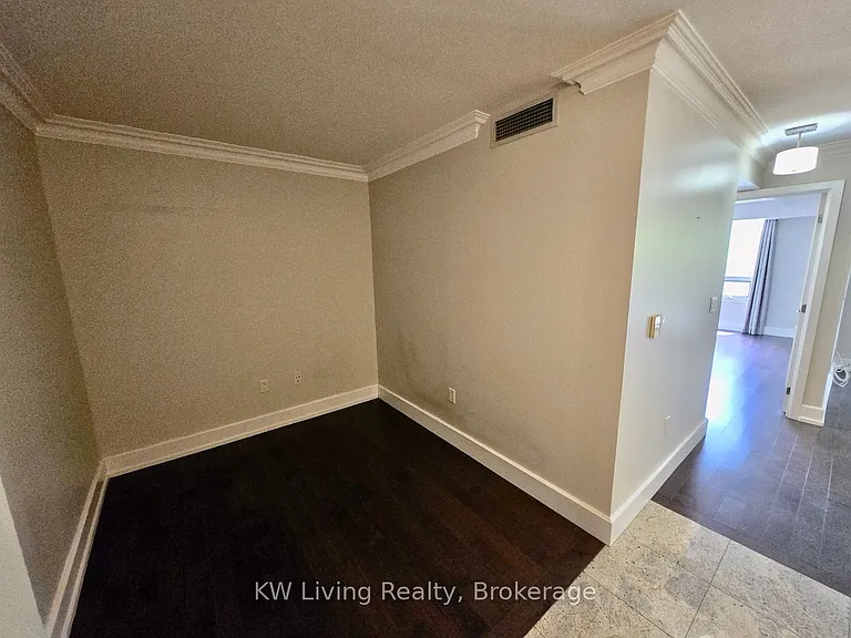 650 Sheppard Ave E #220 — Photo 5