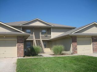 515 Sky Vue Dr APT B, Raymore, MO 64083