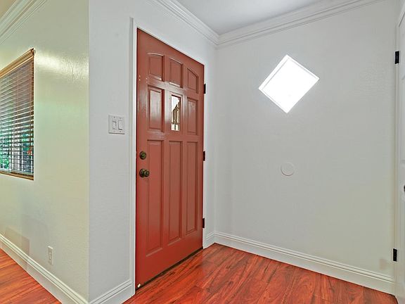 5th image of 2150 Pulgas Ave