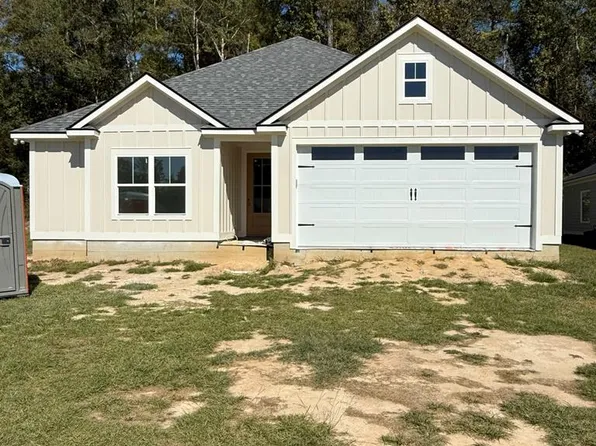 108 Palm Island Dr, Thomasville, GA 31757