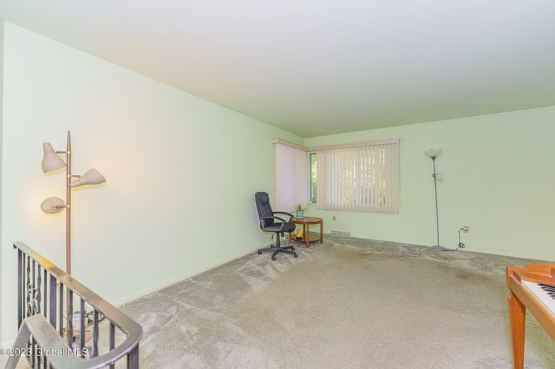 4th image of 111 Terrace Avenue