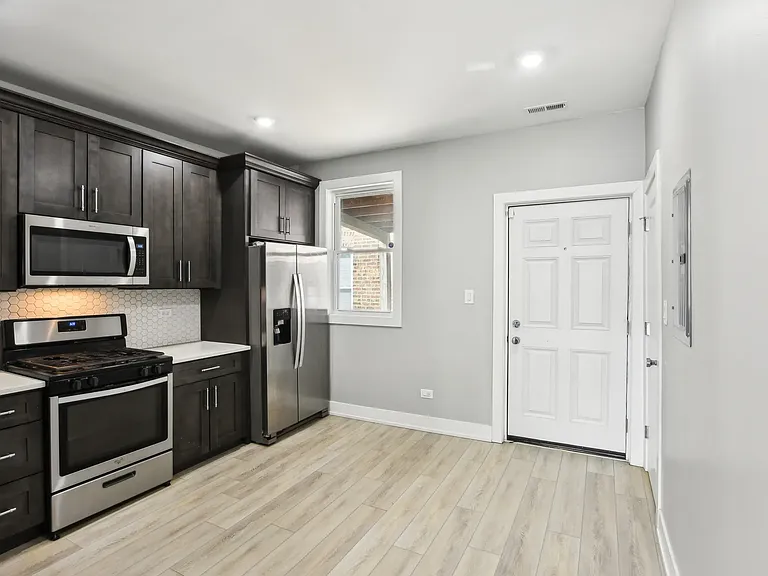 5964 W Iowa St #2 — Photo 8