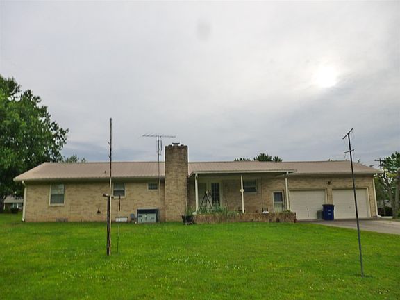 4th image of 301 Stardust Dr