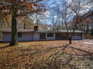 67 Old Colchester Rd, Amston, CT 06231