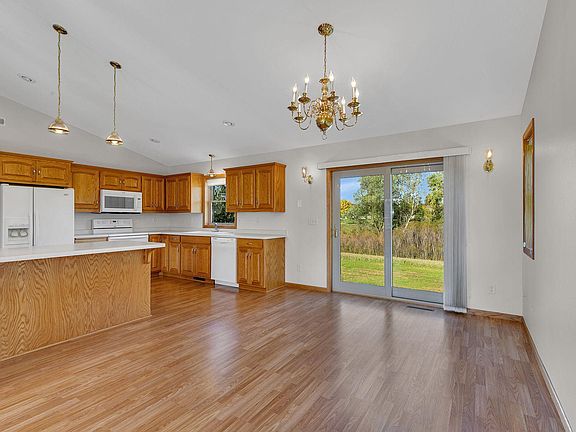 4th image of 1037 Cory Ln