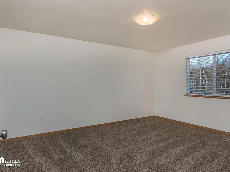 2454 W Ben Hogan Ave — Photo 6