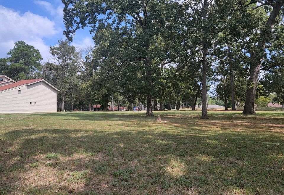 2nd image of Augusta Dr