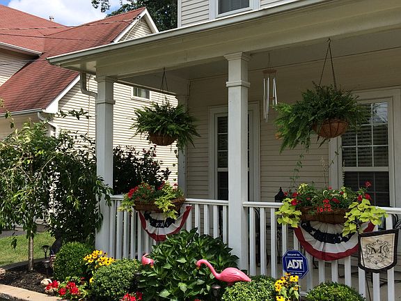 Landscape bed and Porch
