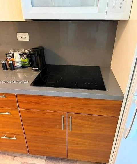 19201 Collins Ave #348 — Photo 3