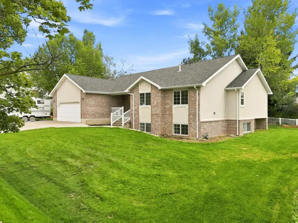 356 E 570 N, Hyde Park, UT 84318