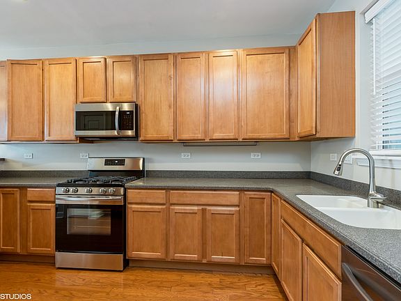 2nd image of 2810 Cattail Ct Unit D