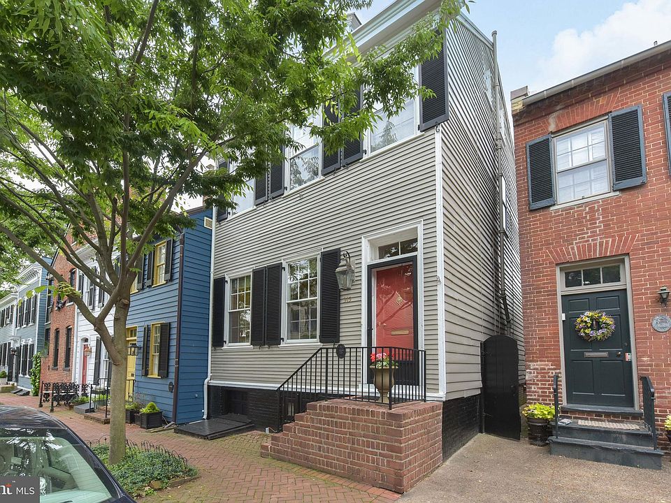 1st image of 315 S Lee St