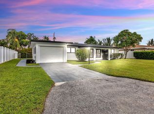 1325 SE 7th Ct, Deerfield Beach, FL 33441